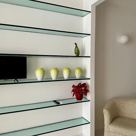 Modern Apartment Navigli ミラノ エクステリア 写真