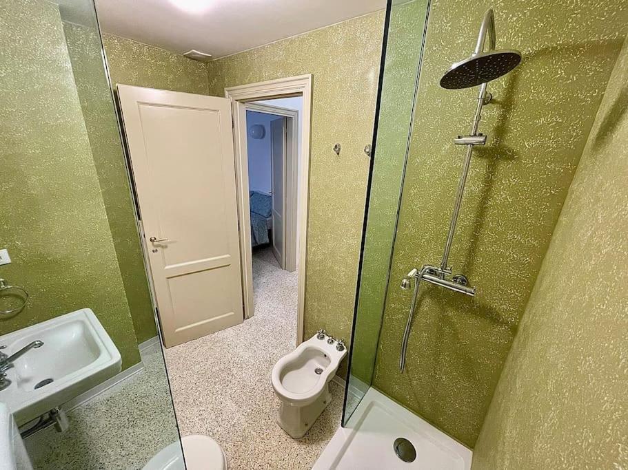 Modern Apartment Navigli ミラノ エクステリア 写真
