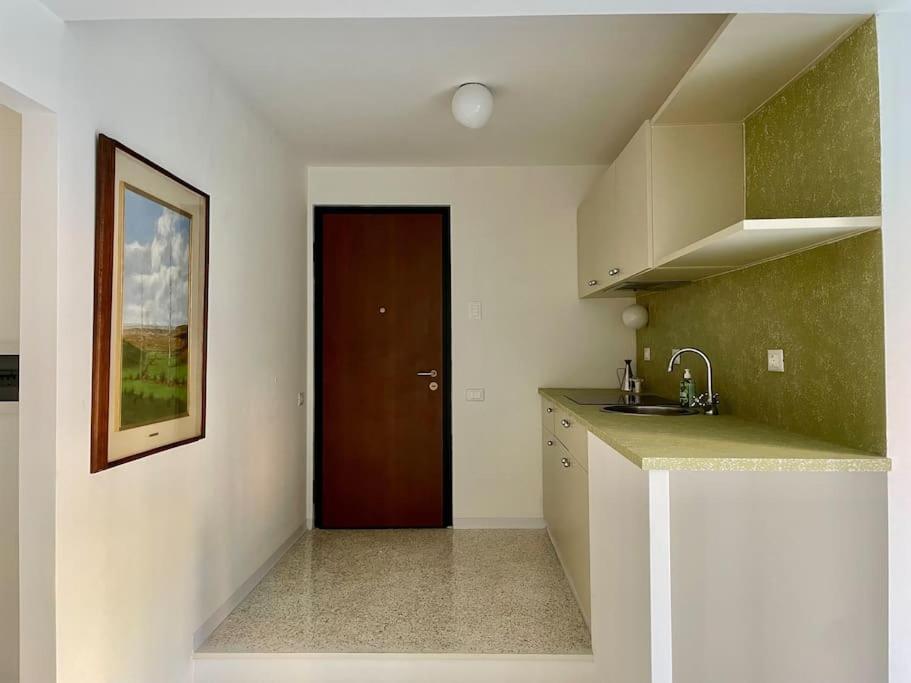 Modern Apartment Navigli ミラノ エクステリア 写真